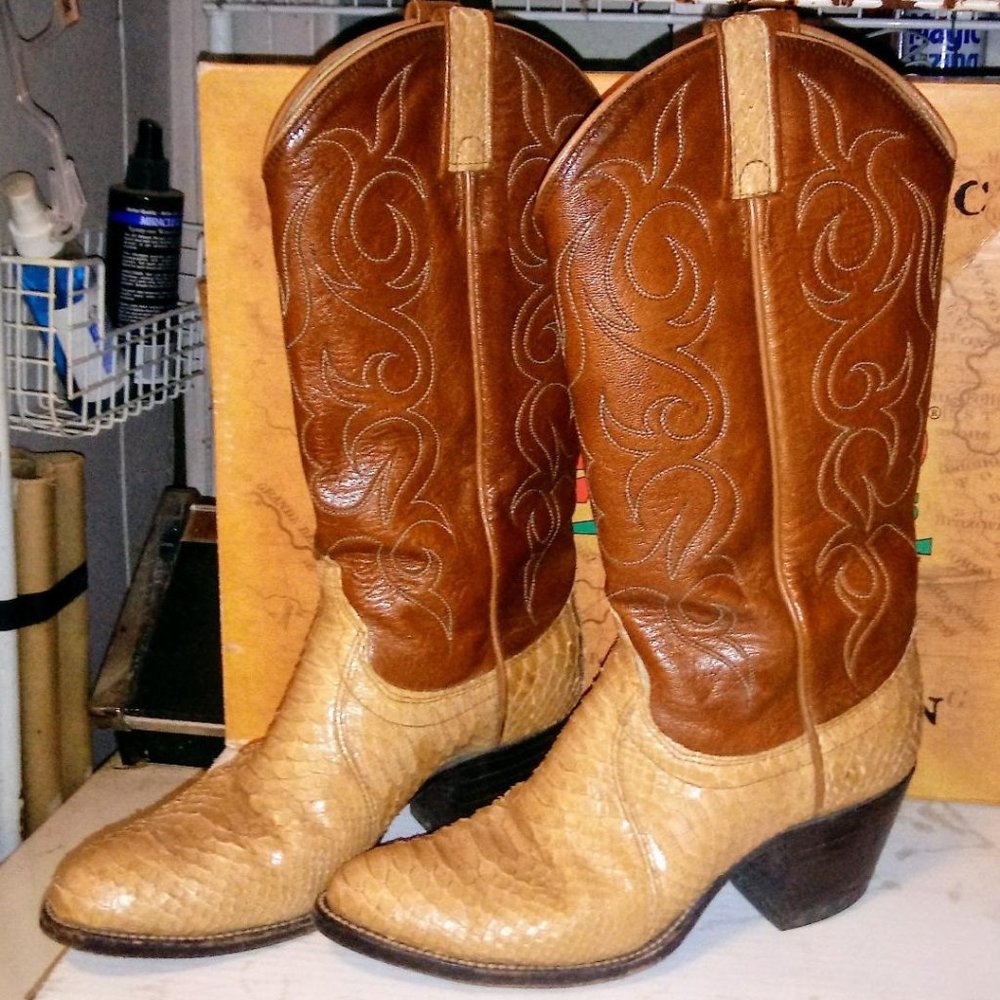 Laredo Boots size 7